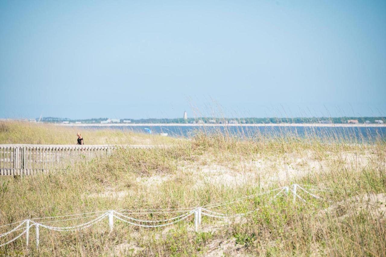 Katie Lou'S Place By Oak Island Accommodations Caswell Beach Екстериор снимка