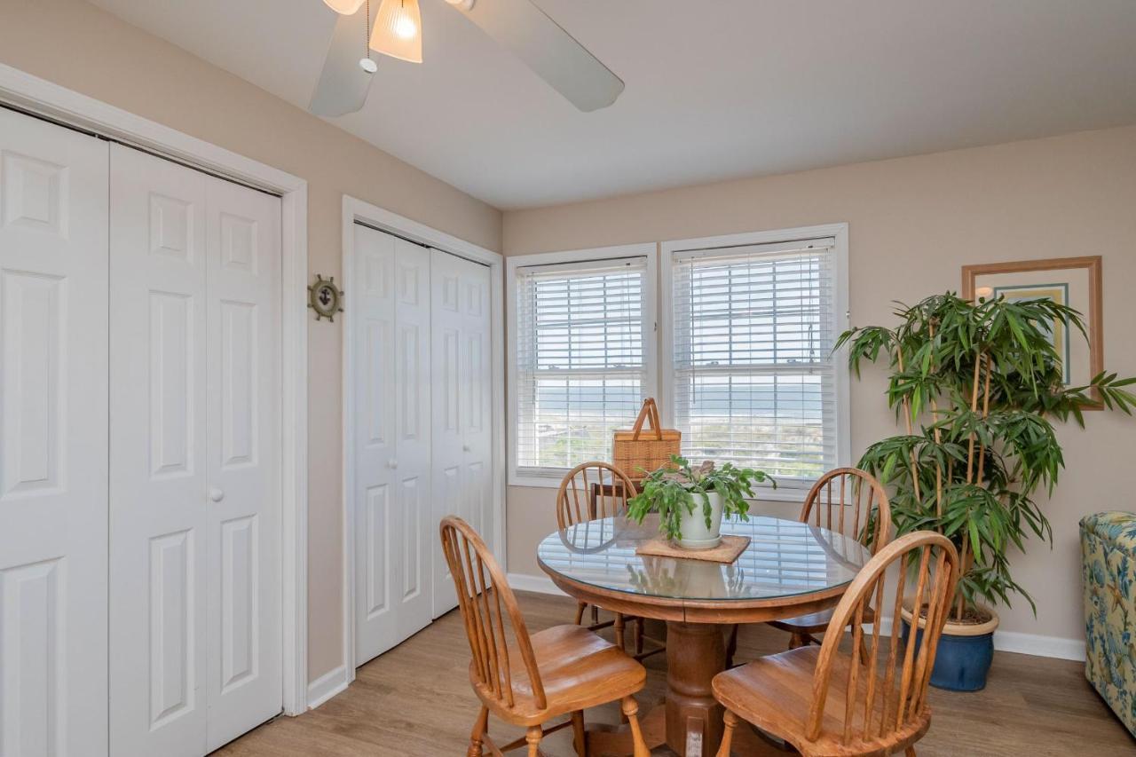 Katie Lou'S Place By Oak Island Accommodations Caswell Beach Екстериор снимка