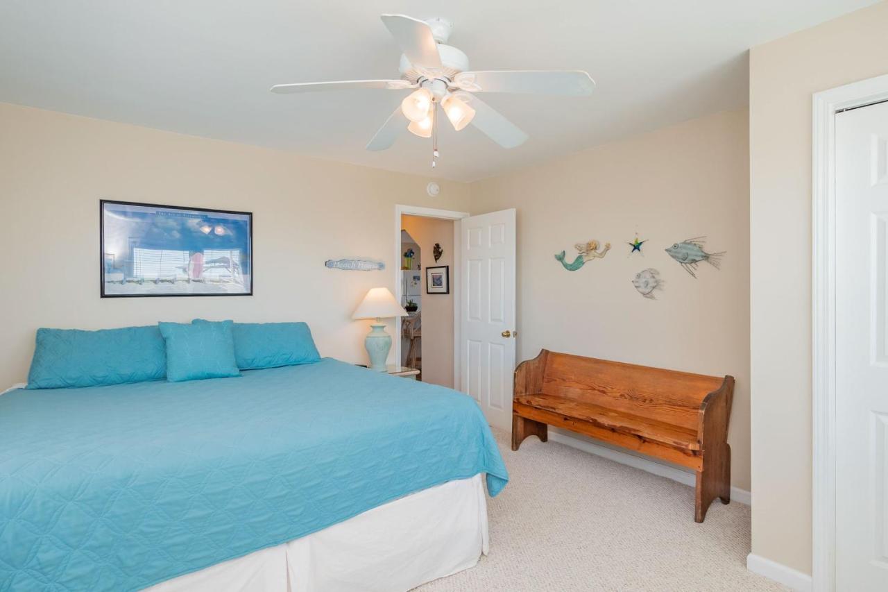 Katie Lou'S Place By Oak Island Accommodations Caswell Beach Екстериор снимка
