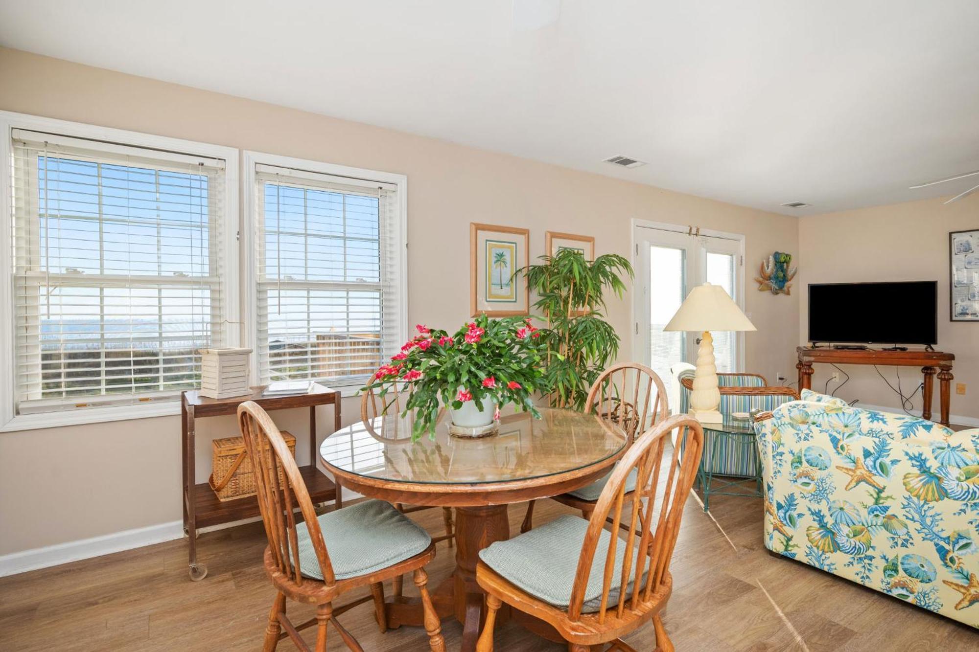Katie Lou'S Place By Oak Island Accommodations Caswell Beach Екстериор снимка